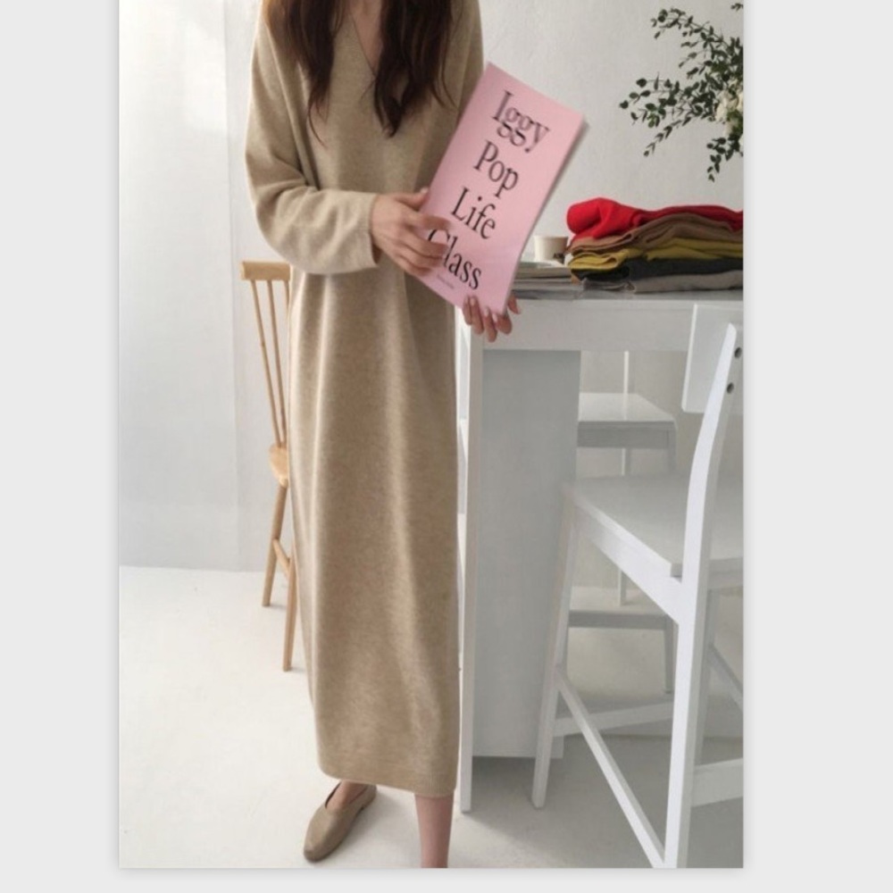 LOOSE FIT SWEATER DRESS